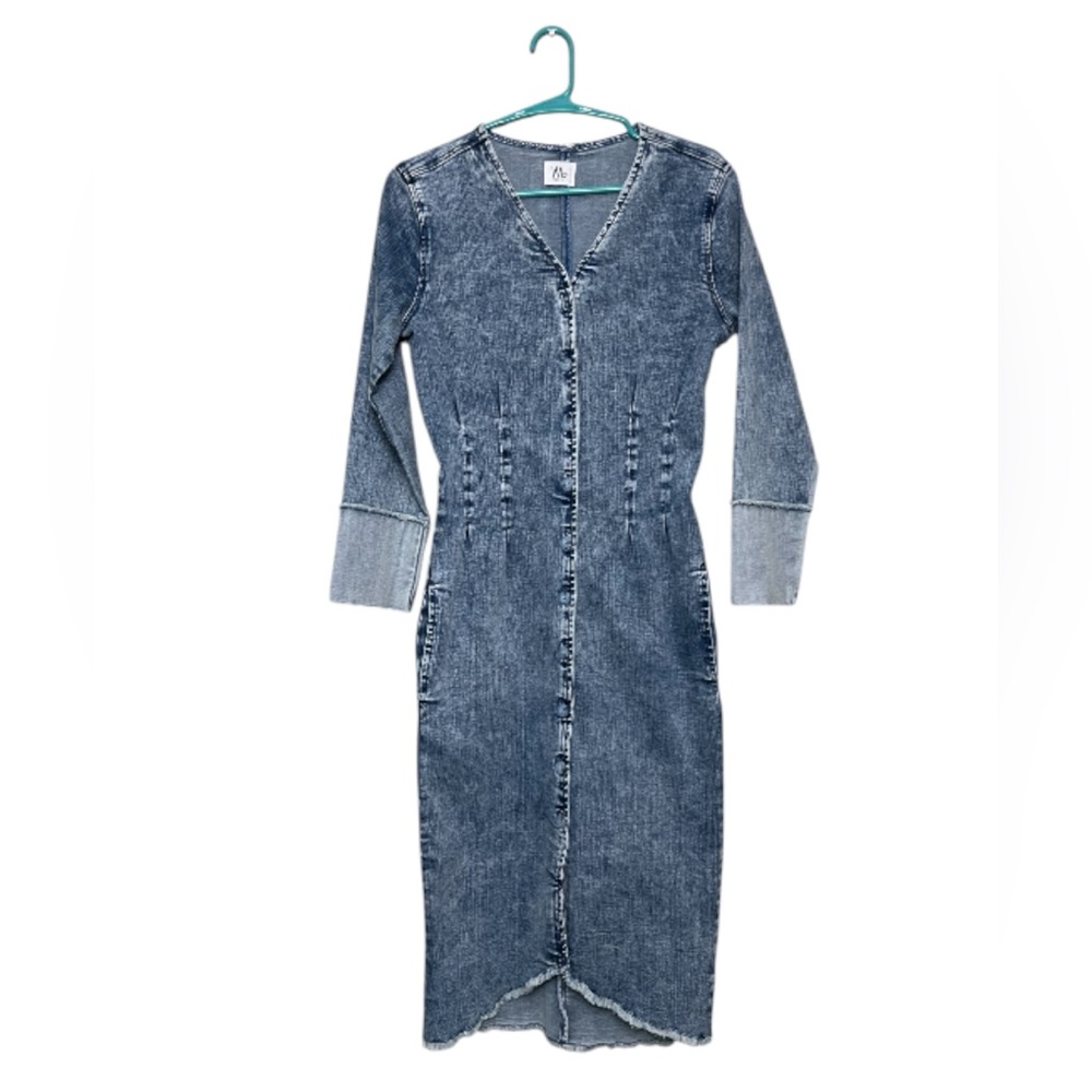 Wash Lab Corset Long Sleeve Denim Midi Dress NWT
*See Notes* - Picture 7 of 16